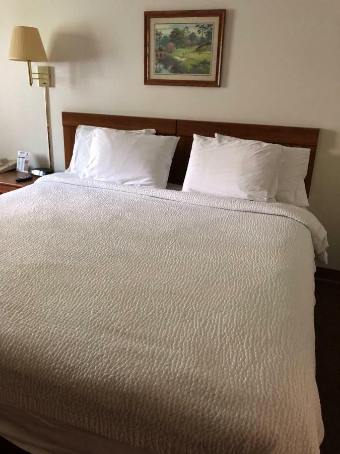 Coronado Motel & Rv Park Lindsborg Extérieur photo